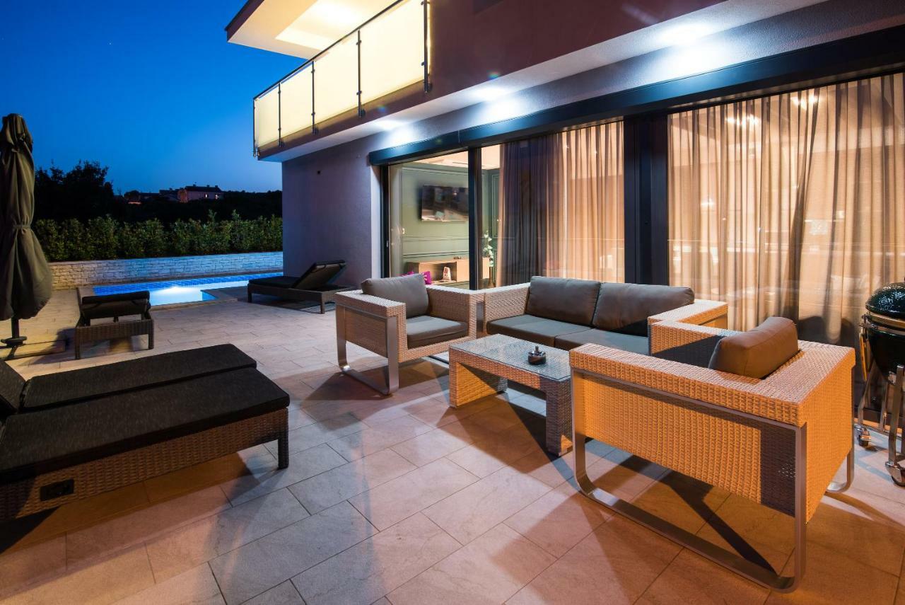 Luxury Apartment Imperia Крк Екстер'єр фото