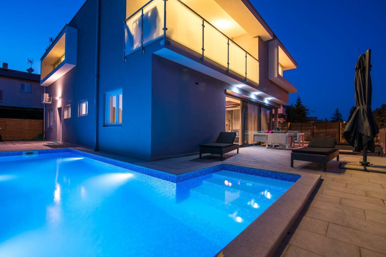 Luxury Apartment Imperia Крк Екстер'єр фото
